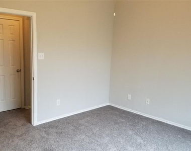 18227 Sweet Juniper Lane - Photo Thumbnail 17