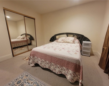 8009 Rose Street - Photo Thumbnail 15