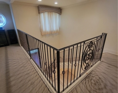 8009 Rose Street - Photo Thumbnail 13