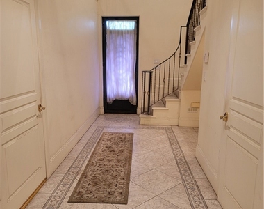 8009 Rose Street - Photo Thumbnail 3