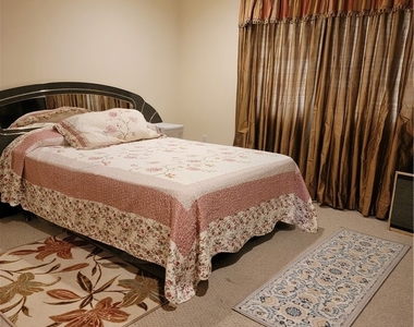 8009 Rose Street - Photo Thumbnail 16