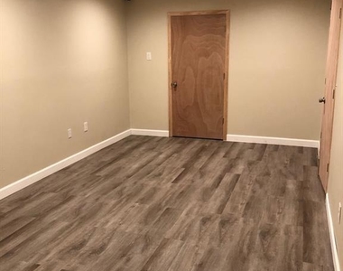 3911 Fulton Street - Photo Thumbnail 15