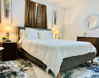 411 Ulrich Street - Photo Thumbnail 10
