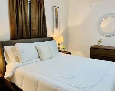 411 Ulrich Street - Photo Thumbnail 12