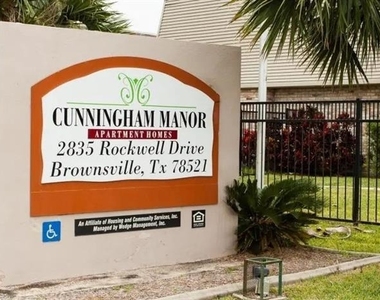 2835 Rockwell Drive - Photo Thumbnail 2