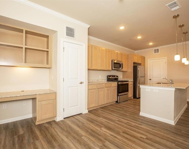 3700 N K Center - Photo Thumbnail 10