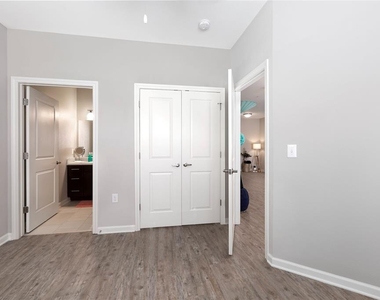 1014 Jefferson View Wy - Photo Thumbnail 4