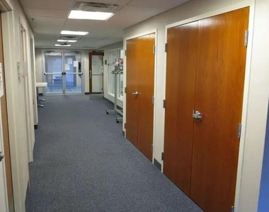 3100 Devonshire Rd - Photo Thumbnail 6