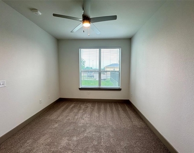 20102 Cypress Rosehill Road - Photo Thumbnail 2