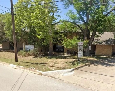 515 Roy St - Photo Thumbnail 2