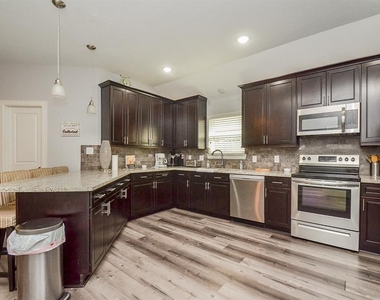 5443 Quail Tree Lane - Photo Thumbnail 9