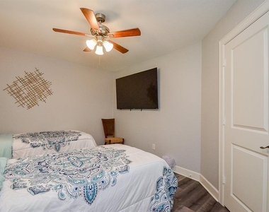 5443 Quail Tree Lane - Photo Thumbnail 19