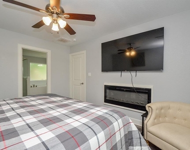 5443 Quail Tree Lane - Photo Thumbnail 27