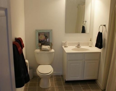 1512 Primrose Lane - Photo Thumbnail 5