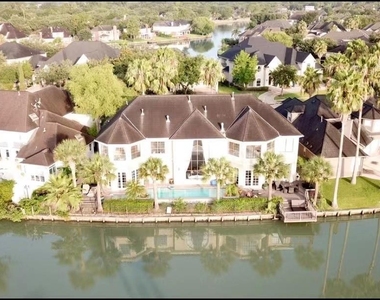 27 Swan Isle Boulevard - Photo Thumbnail 1