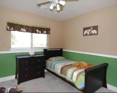 302 Kings Port Street - Photo Thumbnail 6