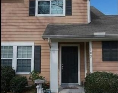 302 Kings Port Street - Photo Thumbnail 2