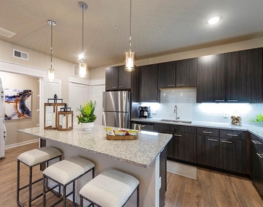 1724 Partnership Way - Photo Thumbnail 5