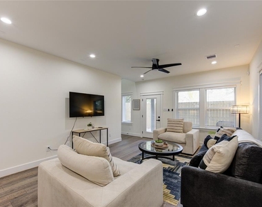 3406 Garapan Street - Photo Thumbnail 16