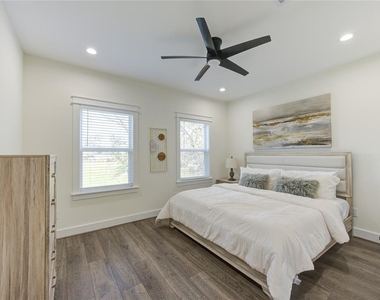 3406 Garapan Street - Photo Thumbnail 30