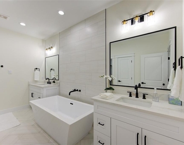 3406 Garapan Street - Photo Thumbnail 25