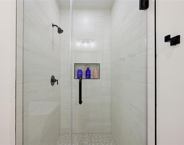 3406 Garapan Street - Photo Thumbnail 26