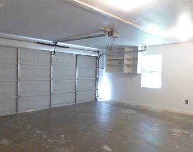 15703 Jersey Drive - Photo Thumbnail 2
