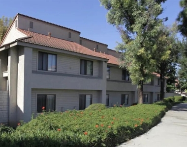 1050 E Imperial Hwy - Photo Thumbnail 1