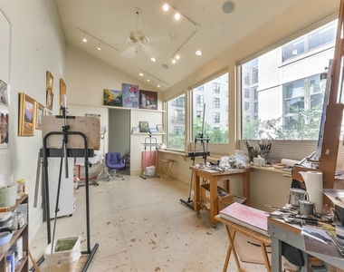 2712 Ferndale Street - Photo Thumbnail 34
