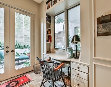 2712 Ferndale Street - Photo Thumbnail 45