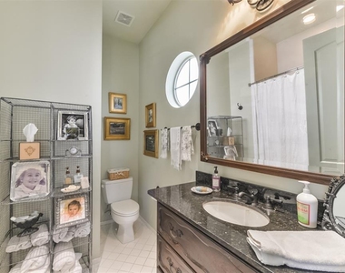 2712 Ferndale Street - Photo Thumbnail 30