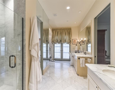 2712 Ferndale Street - Photo Thumbnail 22