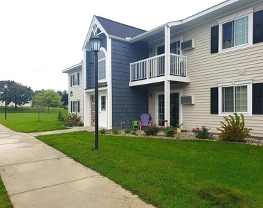 1301 Crestview Dr - Photo Thumbnail 2