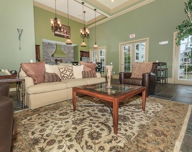 2790 Rodeo Road - Photo Thumbnail 2