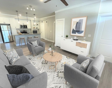 13802 Napoli Drive - Photo Thumbnail 9