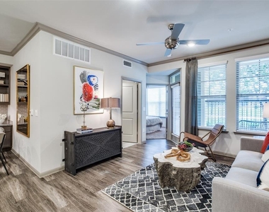 13802 Napoli Drive - Photo Thumbnail 8