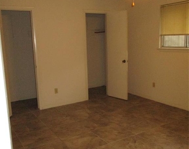 10826 Sugar Hill Drive - Photo Thumbnail 33