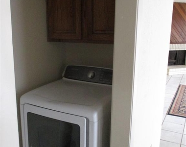 10826 Sugar Hill Drive - Photo Thumbnail 23