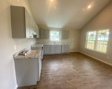 152 Pine Ridge Drive - Photo Thumbnail 7