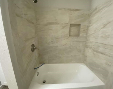 152 Pine Ridge Drive - Photo Thumbnail 9