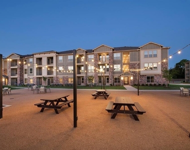 20102 Cypress Rosehill Road - Photo Thumbnail 7
