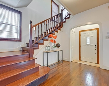 2412 Oakdale Street - Photo Thumbnail 1