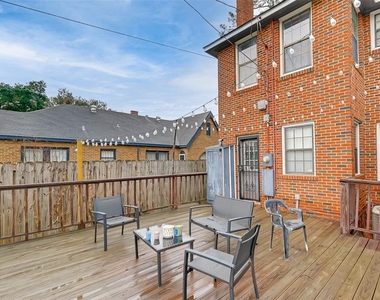 2412 Oakdale Street - Photo Thumbnail 32