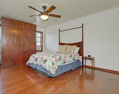 2412 Oakdale Street - Photo Thumbnail 27