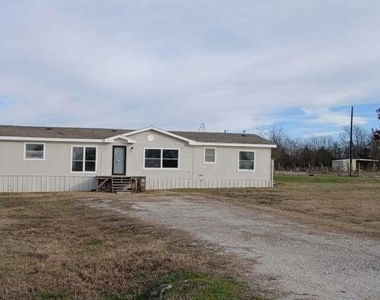 102 Bailey Street - Photo Thumbnail 1