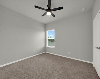 2542 Steelhead Drive - Photo Thumbnail 10
