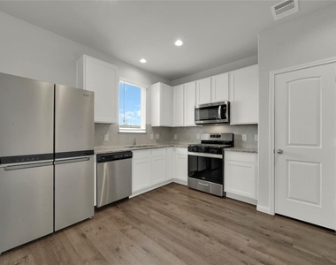 2542 Steelhead Drive - Photo Thumbnail 5