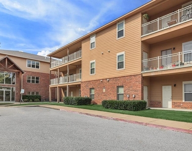 2619 N Quality Lane - Photo Thumbnail 3