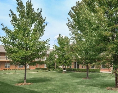 2619 N Quality Lane - Photo Thumbnail 7