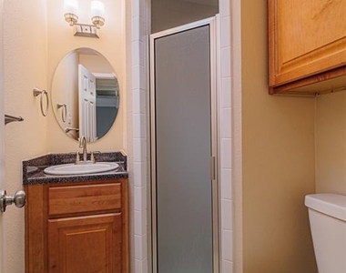 2621 Marilee Lane - Photo Thumbnail 13